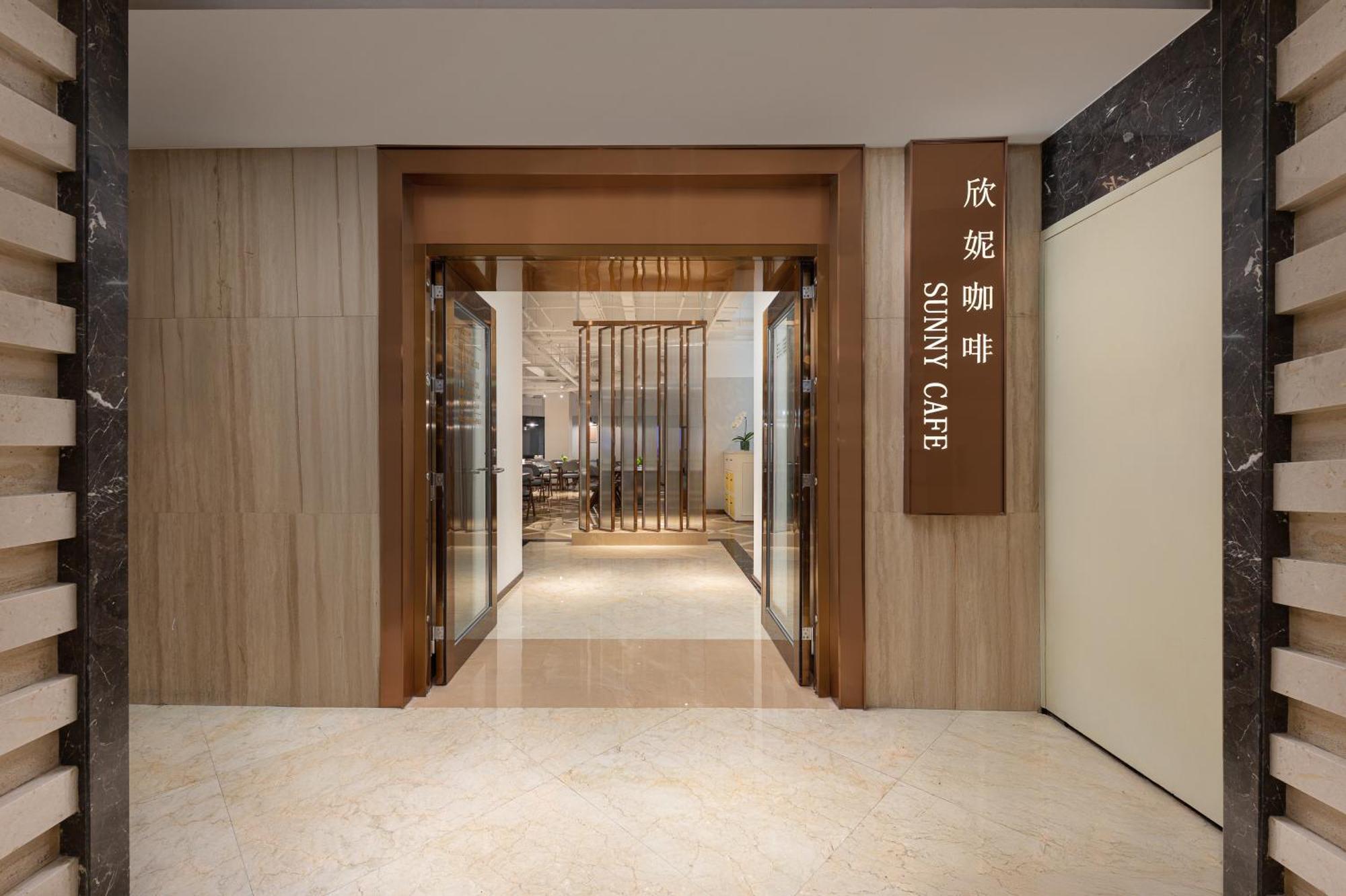 Sunworld Hotel Wangfujing Peking Exteriör bild